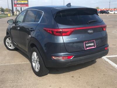 2017 Kia Sportage LX   - Photo 5 - Houston, TX 77083