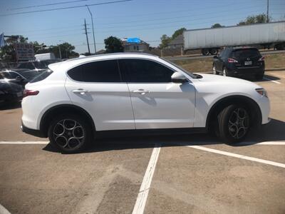 2018 Alfa Romeo Stelvio Ti   - Photo 8 - Houston, TX 77083