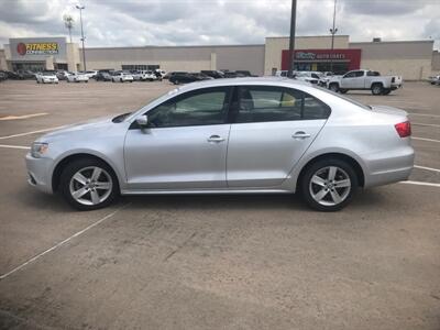 2011 Volkswagen Jetta TDI   - Photo 4 - Houston, TX 77083