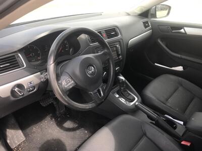 2011 Volkswagen Jetta TDI   - Photo 10 - Houston, TX 77083