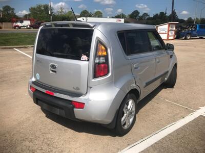 2010 Kia Soul +   - Photo 7 - Houston, TX 77083