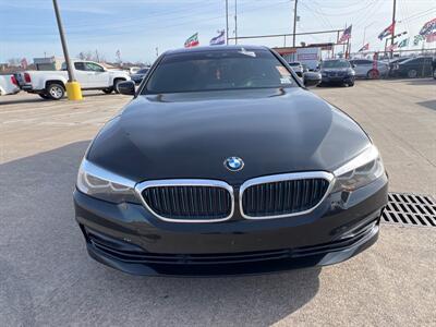 2018 BMW 530e iPerformance   - Photo 2 - Houston, TX 77083