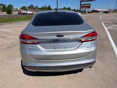 2017 Ford Fusion SE   - Photo 6 - Houston, TX 77083