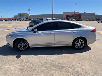 2017 Ford Fusion SE   - Photo 4 - Houston, TX 77083