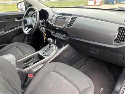 2013 Kia Sportage LX   - Photo 23 - Houston, TX 77083