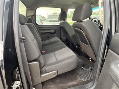 2011 GMC Sierra 1500 SLE   - Photo 18 - Houston, TX 77083