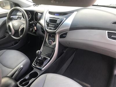 2013 Hyundai ELANTRA GLS   - Photo 22 - Houston, TX 77083