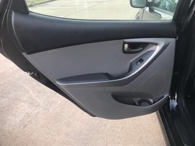 2013 Hyundai ELANTRA GLS   - Photo 17 - Houston, TX 77083