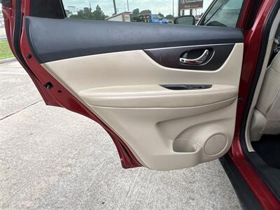 2016 Nissan Rogue S   - Photo 19 - Houston, TX 77083