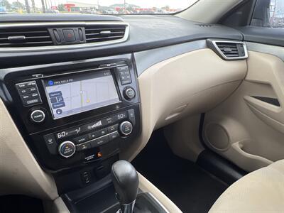 2016 Nissan Rogue S   - Photo 15 - Houston, TX 77083