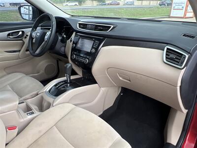 2016 Nissan Rogue S   - Photo 25 - Houston, TX 77083
