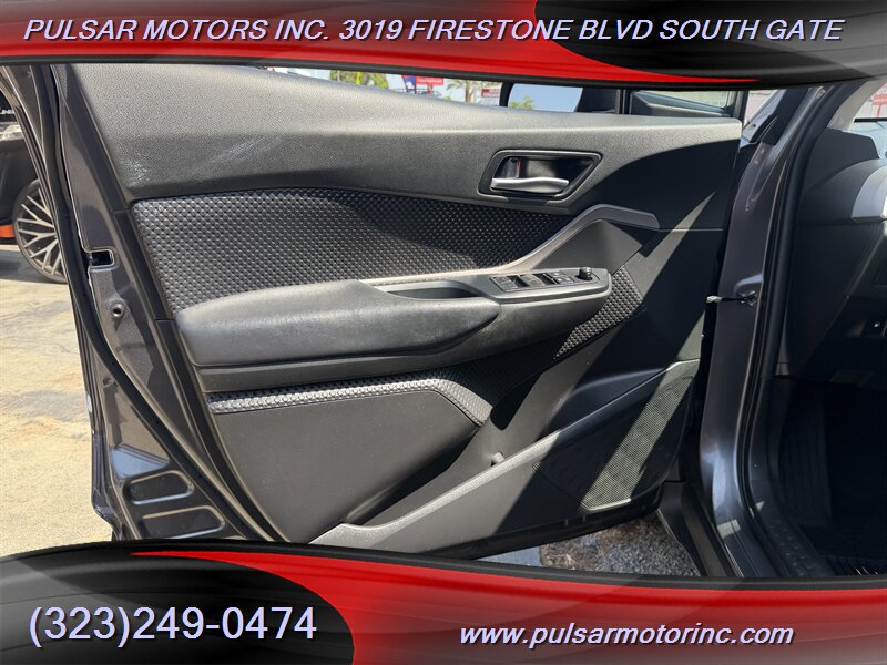 2021 Toyota C-HR LE - Photo 4 - South Gate, CA 90280