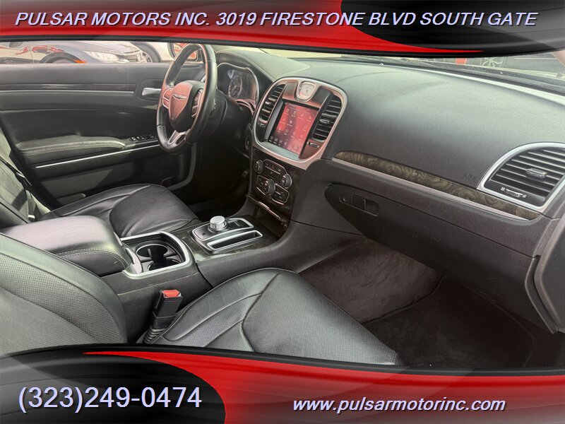 2018 Chrysler 300 Series Limited - Photo 10 - South Gate, CA 90280