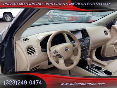 2013 Nissan Pathfinder Platinum   - Photo 10 - South Gate, CA 90280