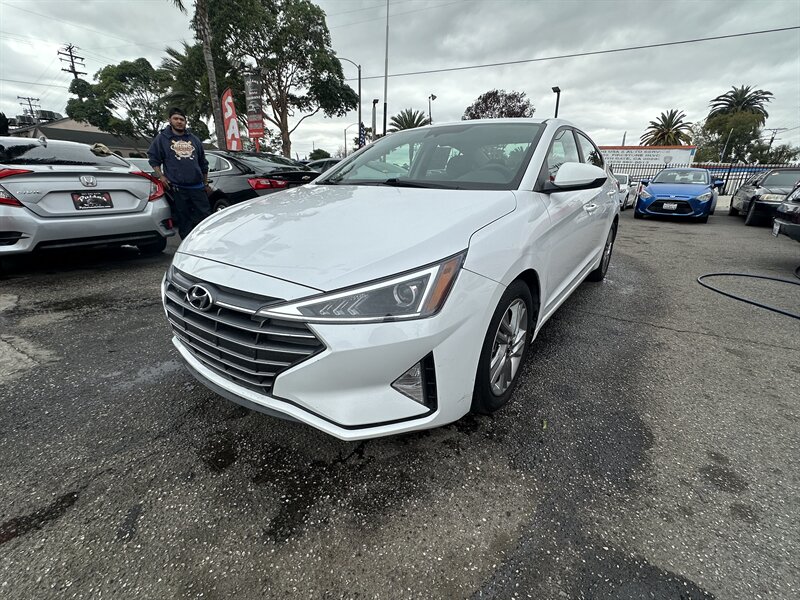 2020 Hyundai Elantra SEL  