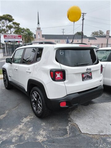2015 Jeep Renegade Latitude - Photo 3 - South Gate, CA 90280