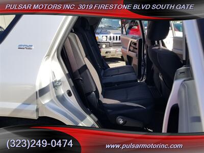 2011 Toyota 4Runner SR5   - Photo 11 - South Gate, CA 90280