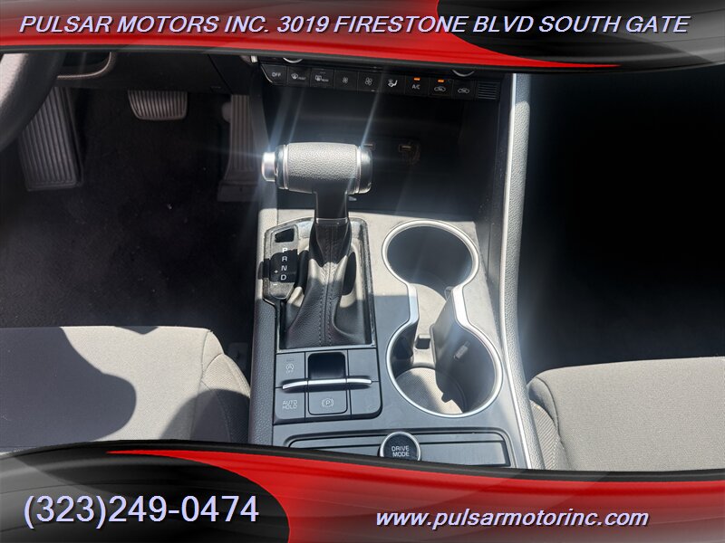 2022 Kia K5 LX - Photo 11 - South Gate, CA 90280