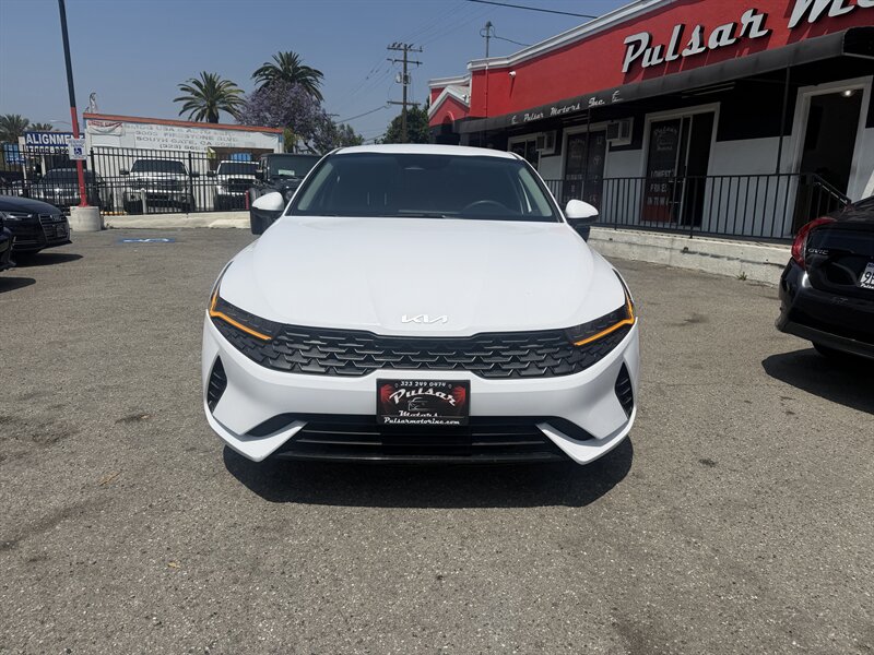 2022 Kia K5 LX  