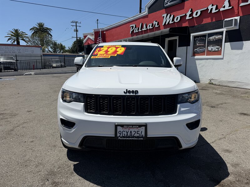 2020 Jeep Grand Cherokee Altitude  
