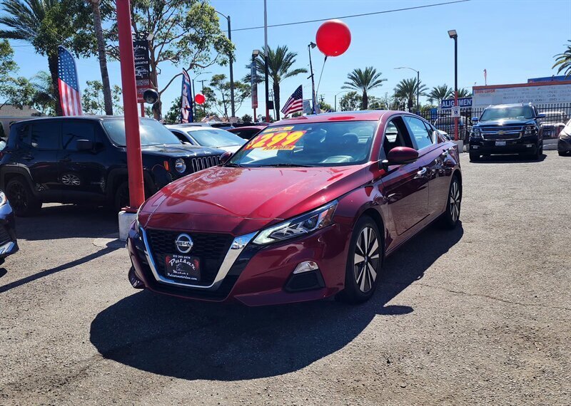 2022 Nissan Altima 2.5 SV  