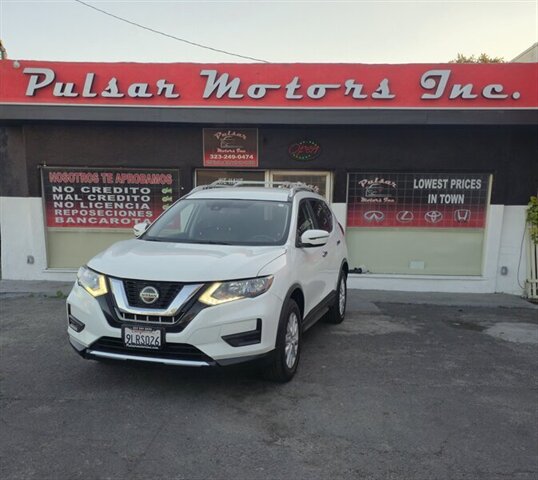 2020 Nissan Rogue SV  