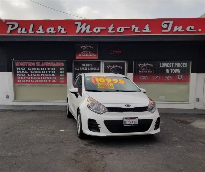 2016 Kia Rio 5-Door LX  