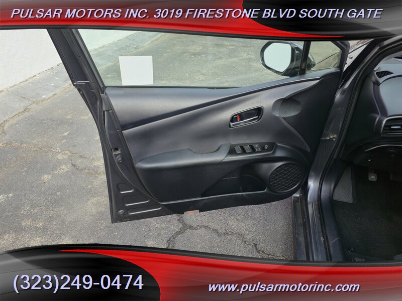 2019 Toyota Prius Prime Plus - Photo 5 - South Gate, CA 90280