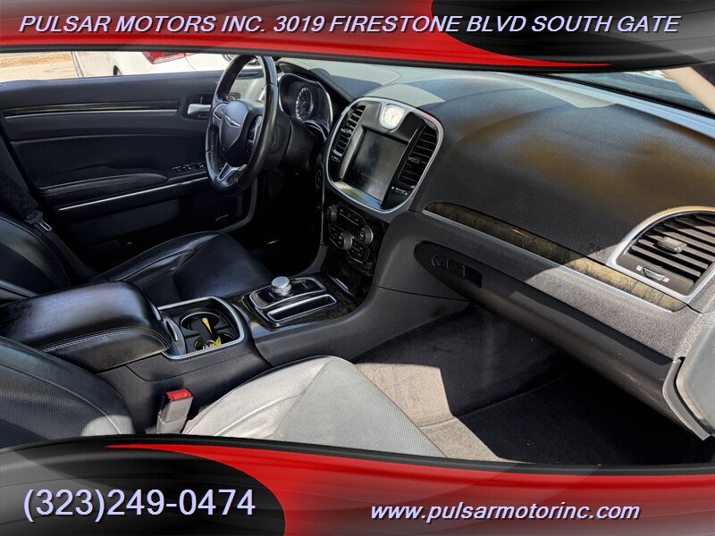 2016 Chrysler 300C - Photo 12 - South Gate, CA 90280