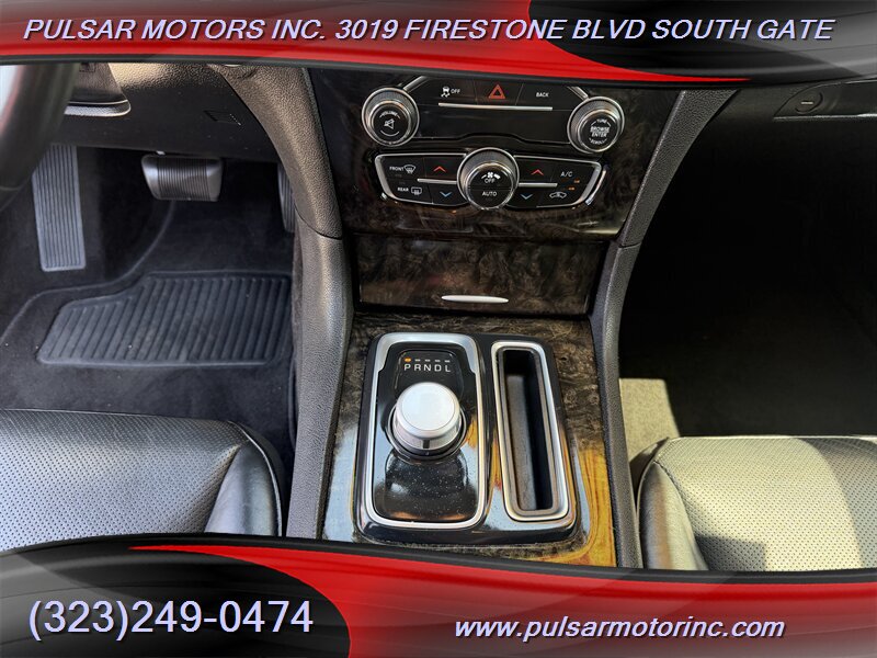 2016 Chrysler 300C - Photo 11 - South Gate, CA 90280