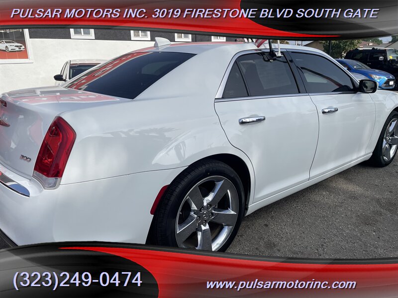 2022 Chrysler 300 Series Touring - Photo 12 - South Gate, CA 90280