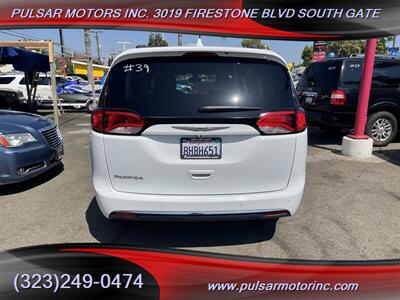 2017 Chrysler Pacifica Touring-L   - Photo 35 - South Gate, CA 90280