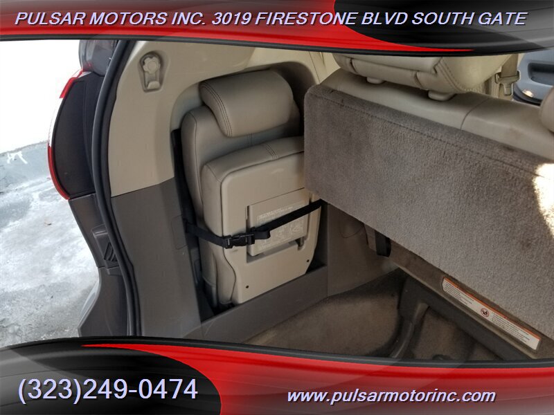 2015 Toyota Sienna XLE 7-Passenger Auto - Photo 34 - South Gate, CA 90280