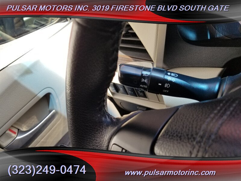 2015 Toyota Sienna XLE 7-Passenger Auto - Photo 60 - South Gate, CA 90280