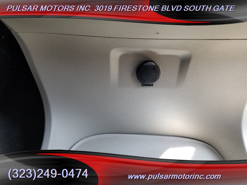 2015 Toyota Sienna XLE 7-Passenger Auto - Photo 48 - South Gate, CA 90280