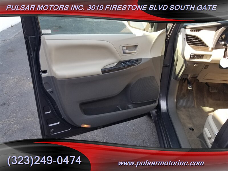 2015 Toyota Sienna XLE 7-Passenger Auto - Photo 12 - South Gate, CA 90280