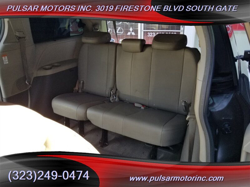 2015 Toyota Sienna XLE 7-Passenger Auto - Photo 28 - South Gate, CA 90280
