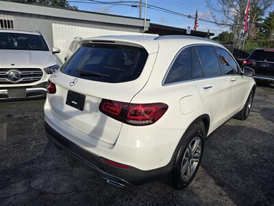 2022 Mercedes-Benz GLC GLC 300   - Photo 8 - Miami, FL 33147