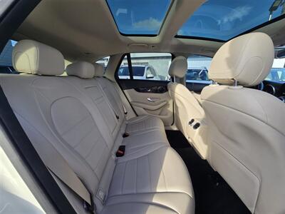 2022 Mercedes-Benz GLC GLC 300   - Photo 22 - Miami, FL 33147