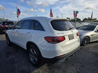 2022 Mercedes-Benz GLC GLC 300   - Photo 13 - Miami, FL 33147