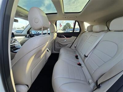 2022 Mercedes-Benz GLC GLC 300   - Photo 16 - Miami, FL 33147