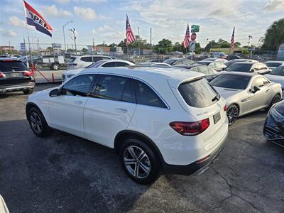 2022 Mercedes-Benz GLC GLC 300   - Photo 12 - Miami, FL 33147