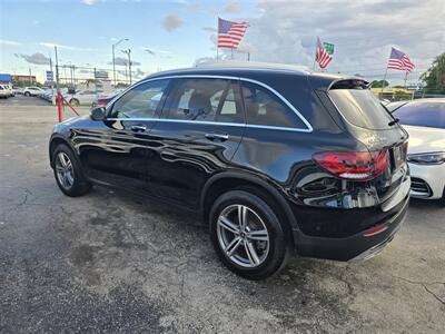 2022 Mercedes-Benz GLC GLC 300   - Photo 6 - Miami, FL 33147