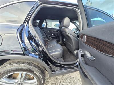 2022 Mercedes-Benz GLC GLC 300   - Photo 19 - Miami, FL 33147