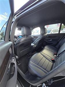 2022 Mercedes-Benz GLC GLC 300   - Photo 15 - Miami, FL 33147