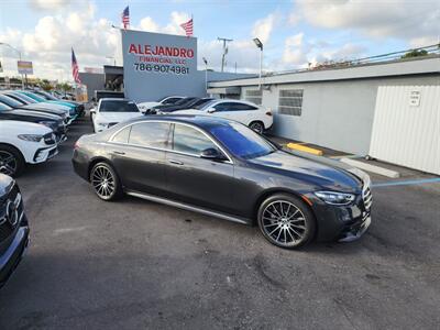 2022 Mercedes-Benz S 580 4MATIC - Photo 1 - Miami, FL 33147