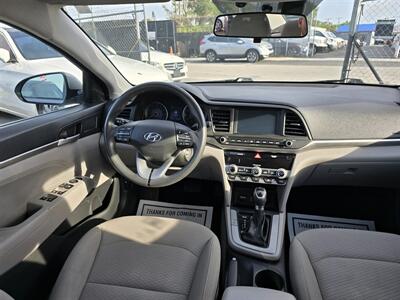 2020 Hyundai ELANTRA SEL   - Photo 12 - Miami, FL 33147