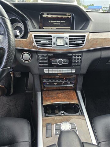 2014 Mercedes-Benz E-Class E250 photo 18