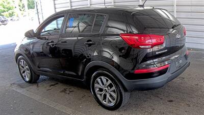 2016 Kia Sportage LX   - Photo 16 - Miami, FL 33147