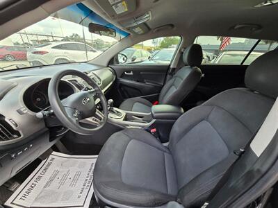 2016 Kia Sportage LX   - Photo 4 - Miami, FL 33147